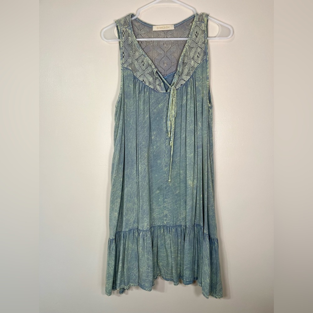 Everleigh Sage Green Mini Dress with Lace Detail Size M